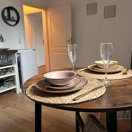 App7 - Place2b - Direkt Am Rhein Apartment